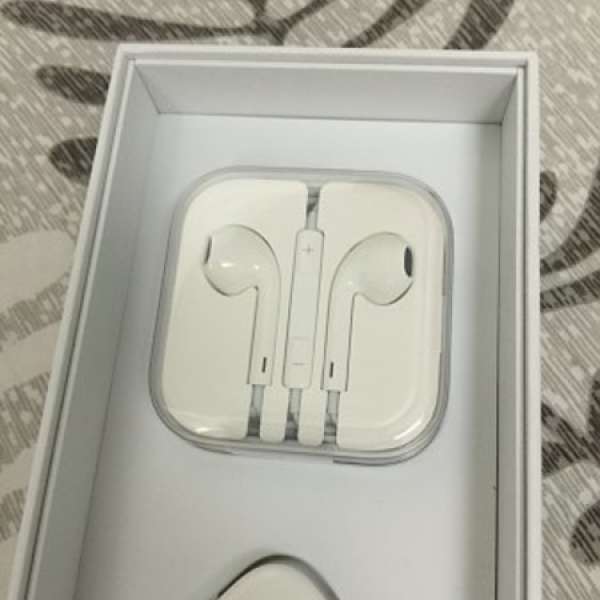 iPhone 5 / iPhone 5s / iPhone 6 / iPhone 6 Plus 原廠耳機 Apple EarPods