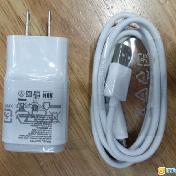 全新LG原裝1.8A火牛充電器+原裝USB線！送玻璃貼或者代用電池座充！