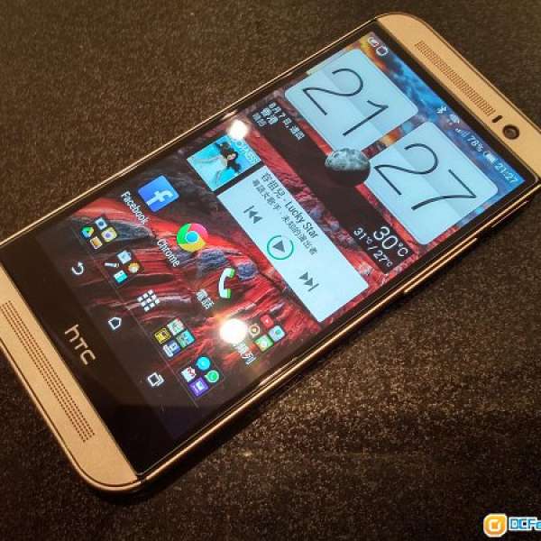 HTC M8 金色 衛信行貨,有單齊配件,6個保護套(Dot View+附送+0.03+Filp Cover+金屬B...