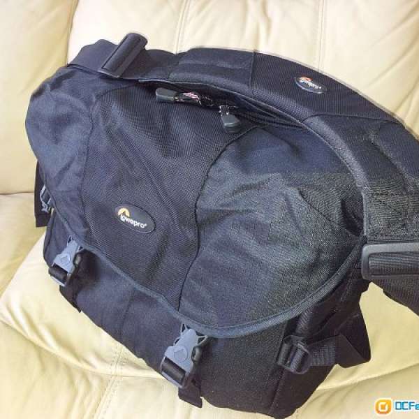 Lowepro Stealth Reporter 500 AW (98% New)