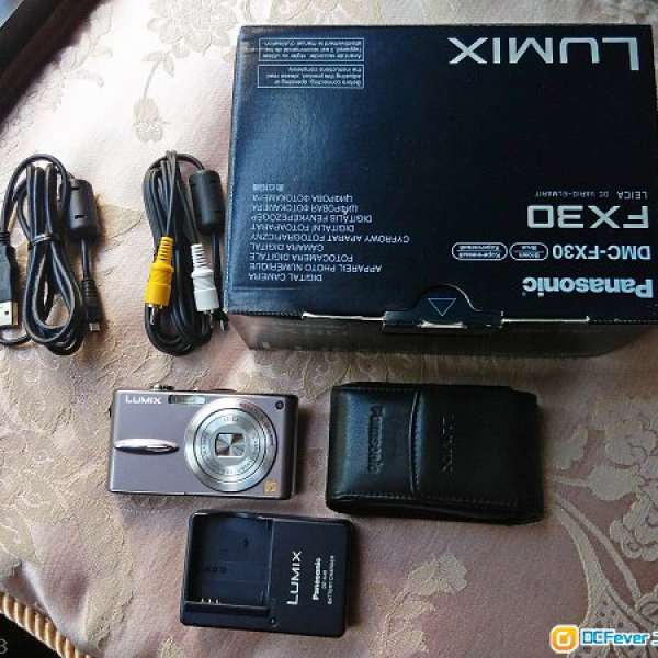Panasonic Lumix DMC - FX30 數碼相機 (極新淨)