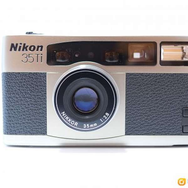 Nikon 35Ti (Nikkor 35mm f2.8) 自動對焦菲林機 連原廠皮套和手帶