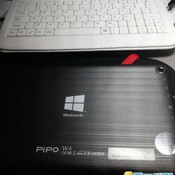 95% 新 8吋 8" PiPo W4 Tablet 行貨