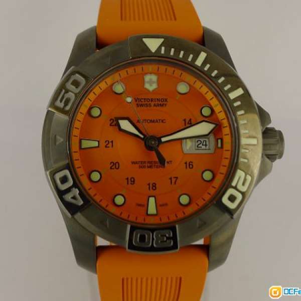 全新水貨Swiss made VictorinoxMaster 500米自動潛水錶500m PVD scuba diver watch