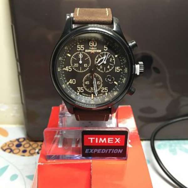 全新 美国带回 TIMEX  6針計時腕錶 帶專利背光 Rugged Field Watch with Brown Lea...