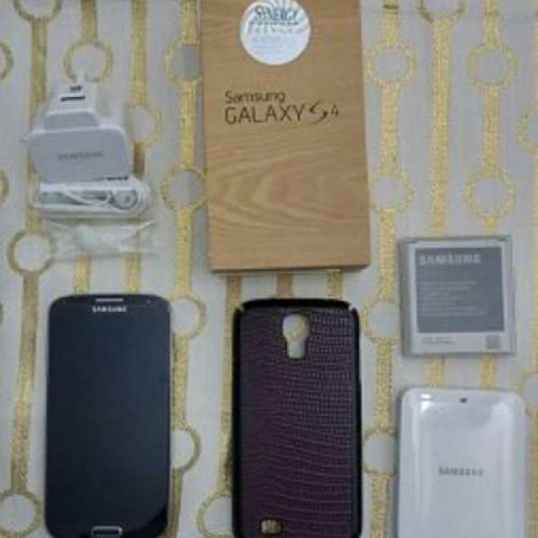 Samsung Galaxy GS4 黑色 全套 (2原裝電&充電器)，+LeatherCase) 100% Work (8成新)