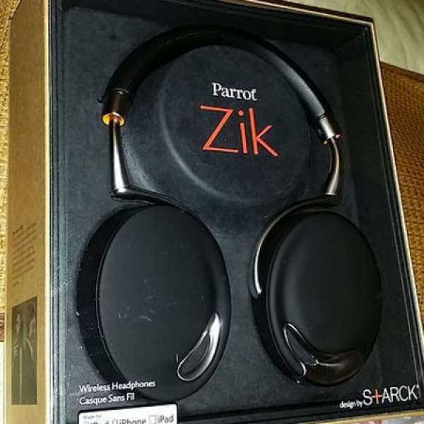 黑色 Parrot-Zik 藍牙NFC耳機 90% 新