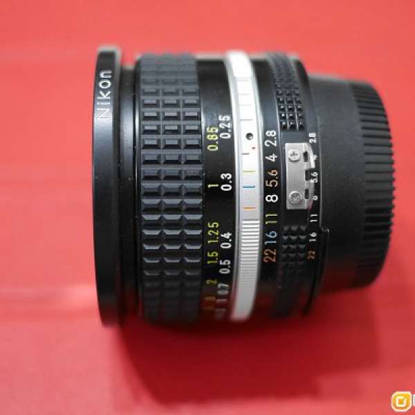 Nikon AIS 20mm F2.8