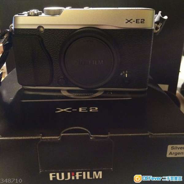 Fujifilm X-E2 99%新銀黑機行貨 (NOT FUJI X-PRO 1/X-E1/XE2/X-M1)