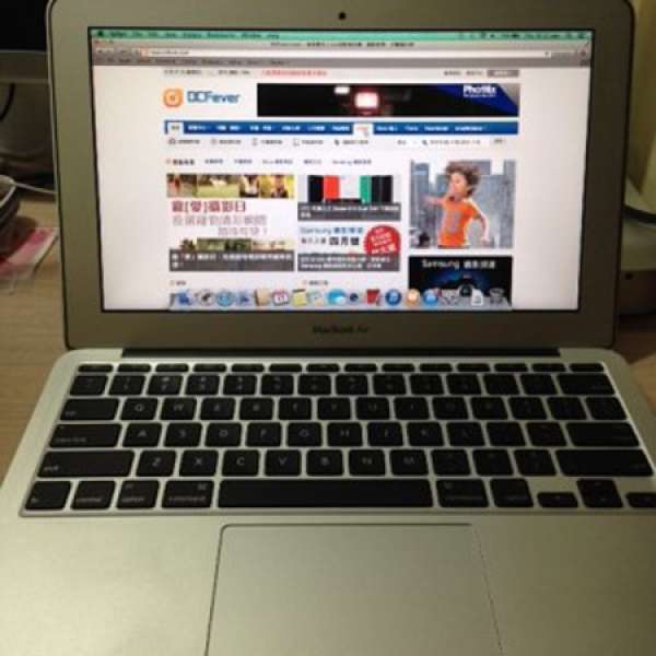 Macbook Air 11.6 / 1.4GHz / 2GB / 64GB