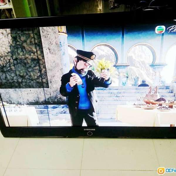 SAMSUNG 46" LCD HDTV