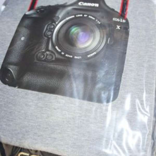 四件全新 Canon EOS-1D X 灰色 T-Shirt (L)