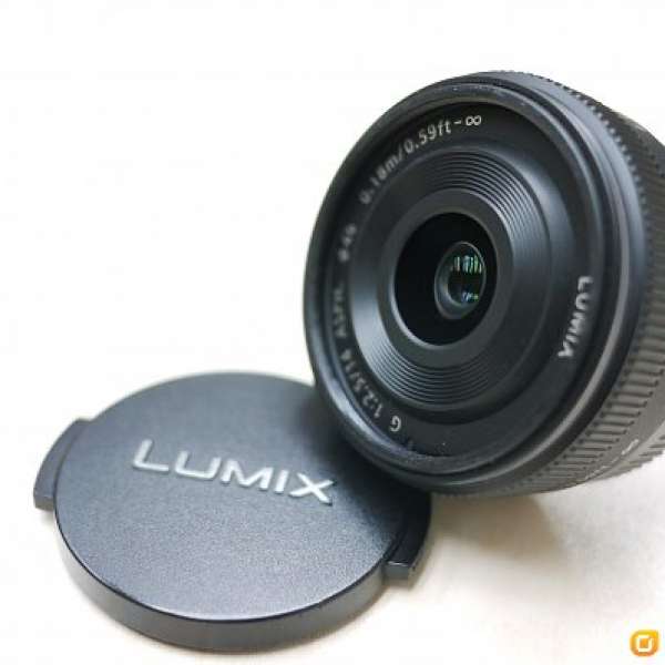 Panasonic Lumix 14mm f2.5 kit lens(Black)