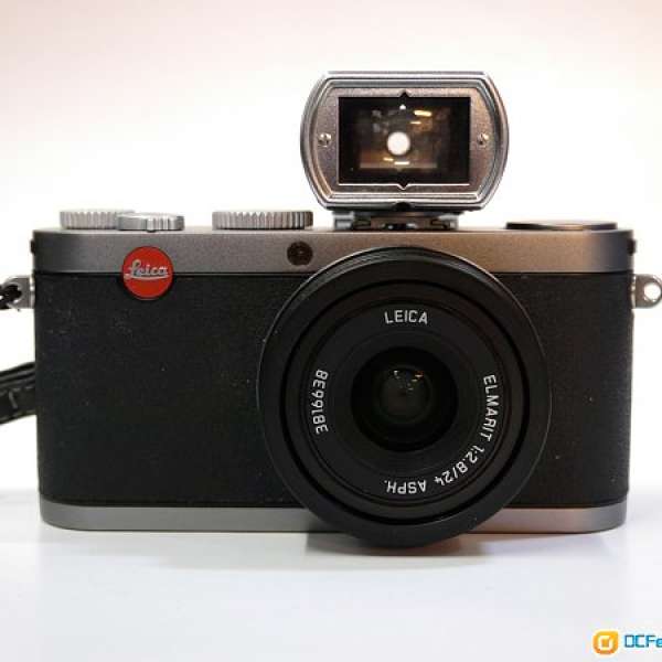 Leica X1 + View Finder