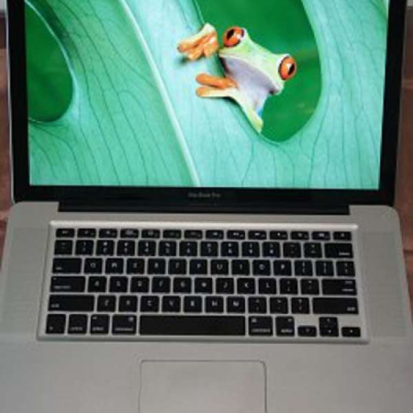 MacBook Pro 15" 2.66 GHz i7
