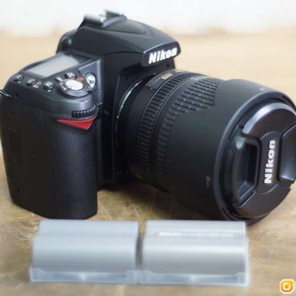 Nikon D90 with 18-105 VR Kit