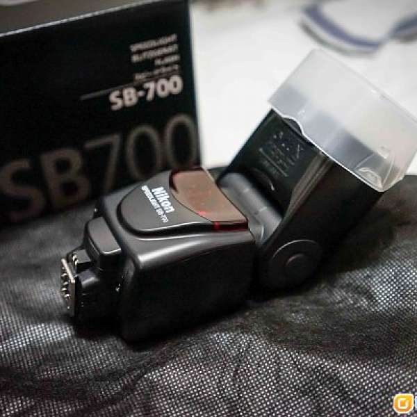 新淨～ Nikon SB-700 ( SB700 )閃燈