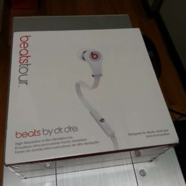 Beats Tour Headphone for iPhone *White Color*