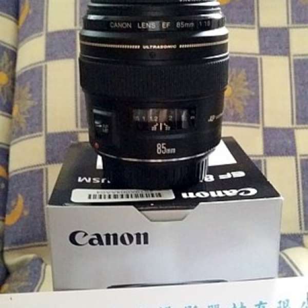 Canon EF 85mm f/1.8 USM（一個月行貨鏡）