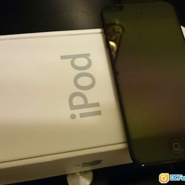 放99.9%新ipod touch 5 ZP機(黑色) 32gb (apple shop)機 $1500