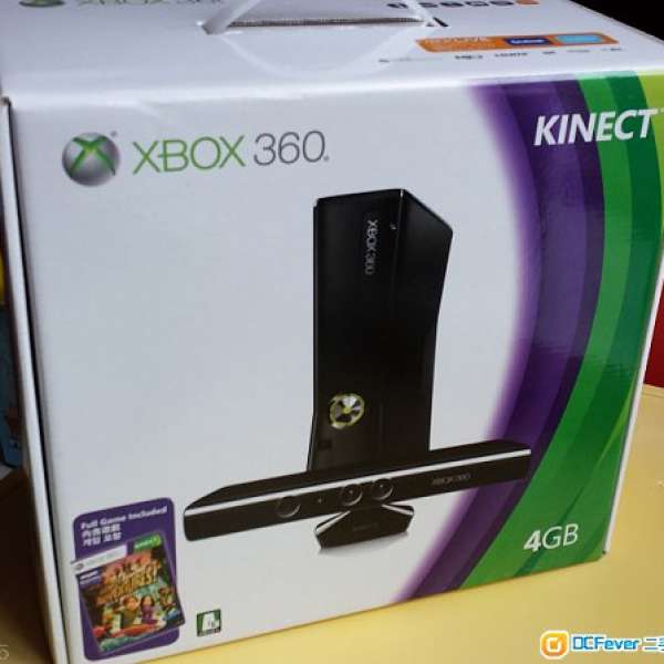 Xbox 360 Slim Kinect 跟4隻games