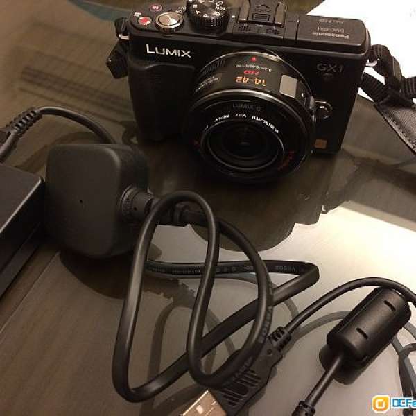Panasonic Lumix DMC-GX1X - 9成新行貨, w/14-42mm lens