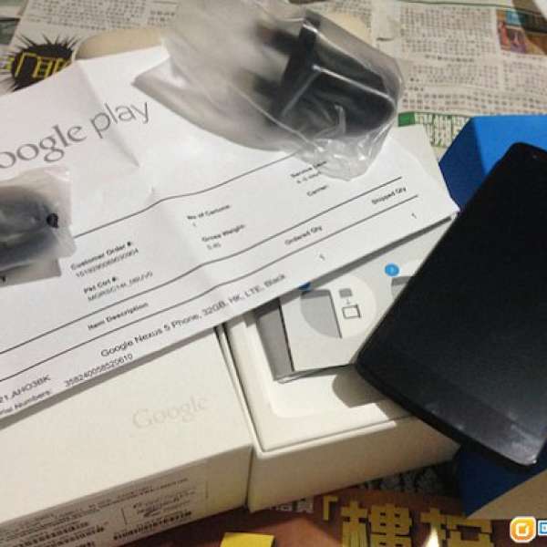 99%新 LG Nexus 5 黑色 32GB 香港行貨, 有單全套，保養至14年12月18日