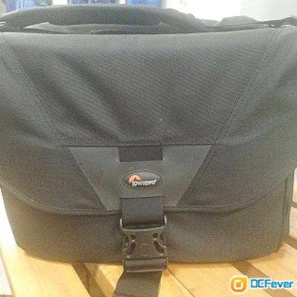 Lowepro stealth reporter D650 aw