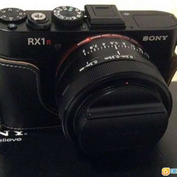 Sony RX1R  99.9%新 行貨 有保養到2014-12-23