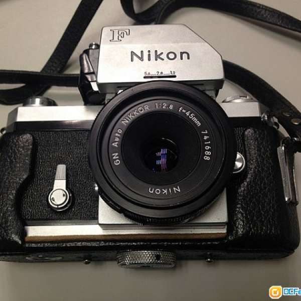 Nikon Big 大 F with photomic Ftn finder and Nikkor Auto GN 45 2.8