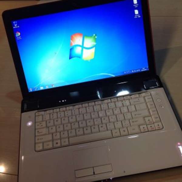 Lenovo IdeaPad Y550 Notebook (Core2Duo P8400 2.26GHz, 3GB Ram, 250GB)