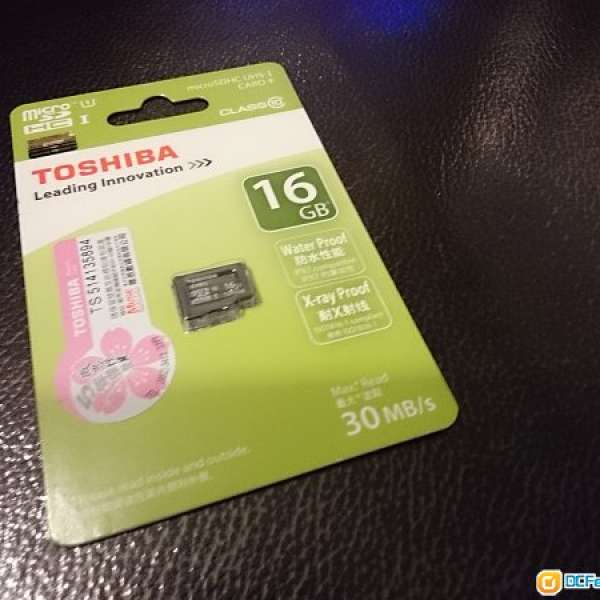 全新未開TOSHIBA 16GB MICRO-SD CLASS 10 快卡 (30mb/s) 5年保養