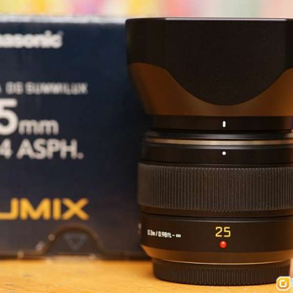 Leica DG Summilux 25mm f1.4 for M43 system