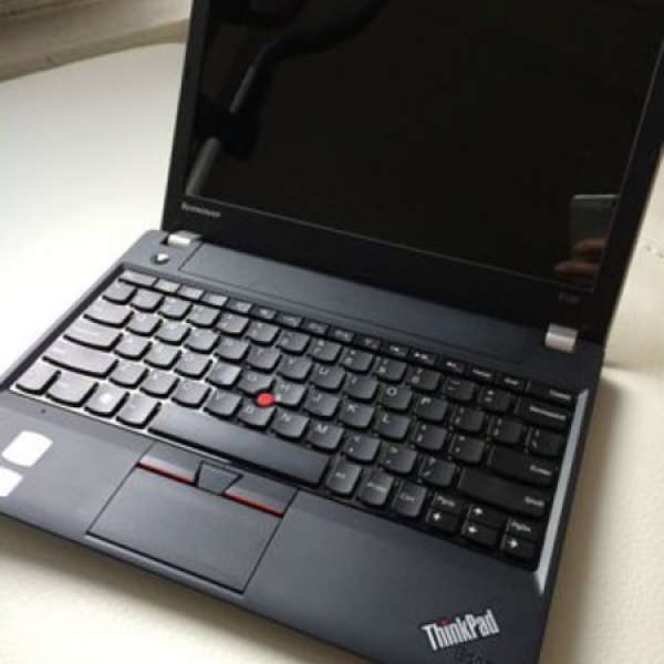 Lenovo Edge E130 notebook 9成新