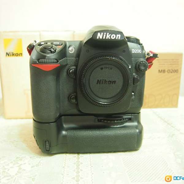 Nikon D200  連原廠直倒 MB-D200