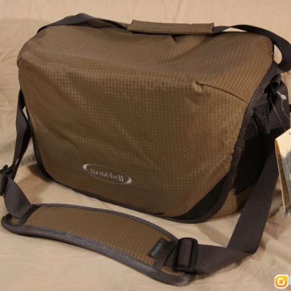 Mont bell camera shoulder bag L(100% new)
