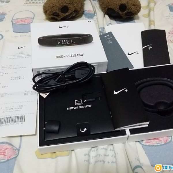 99%新 NIKE FuelBand SE 第2代 SIZE M/L Black 黑色原裝有盒有單 購自日本原宿Nike...