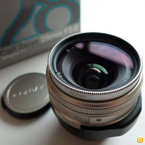 Contax G 28mm F2.8 lens