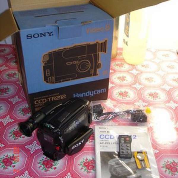 SONY VIDEO 8 CCD-TR212