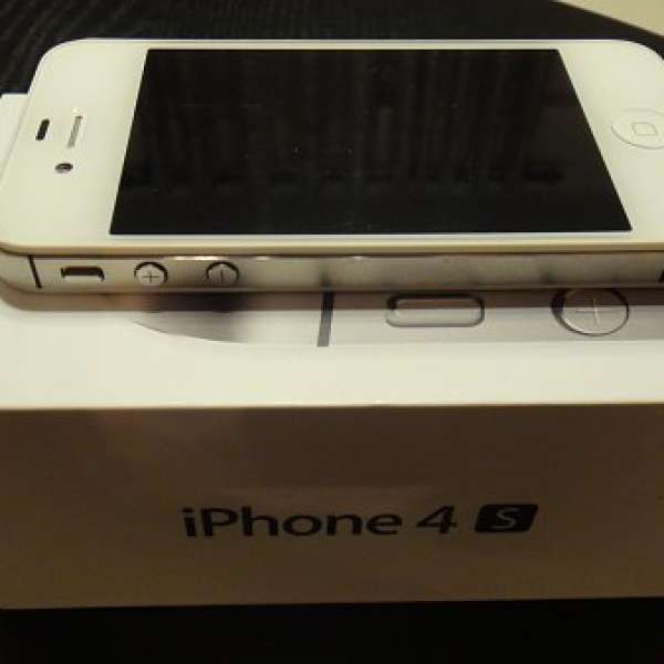 iPhone 4S 白色16GB 95% new 無花ZP行機