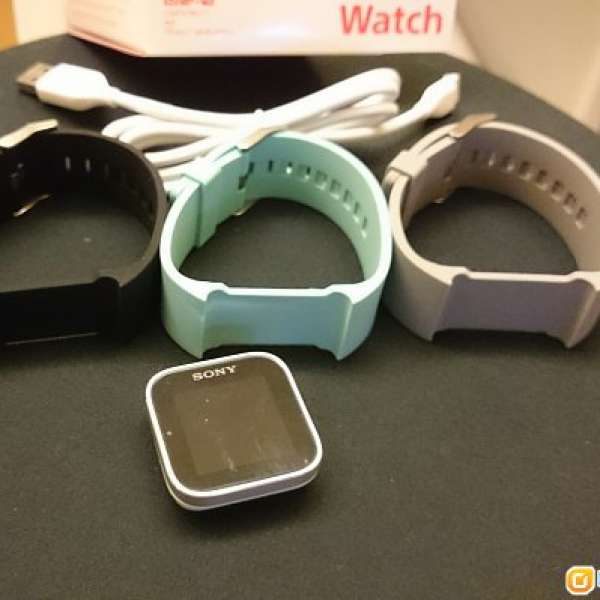 98%新 Sony Smartwatch MN2 智能藍芽手錶連原裝黑色錶帶 港行有盒 齊原裝配件 再送...