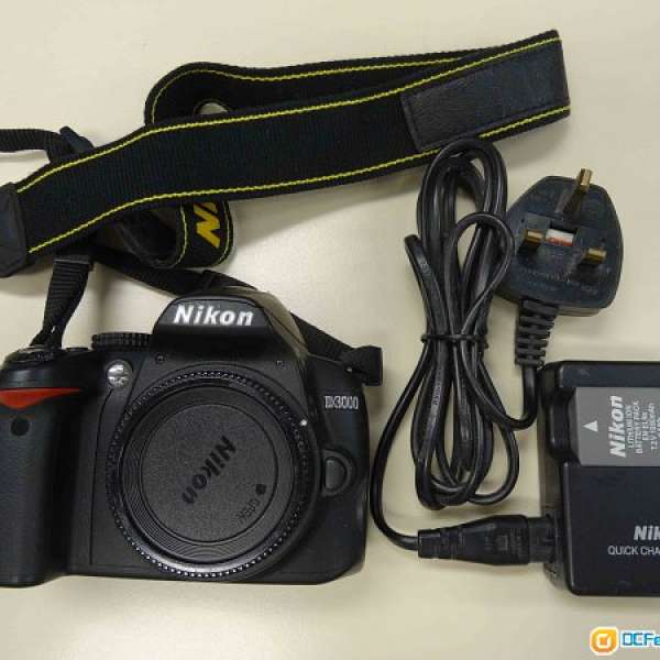 Nikon D3000 Body