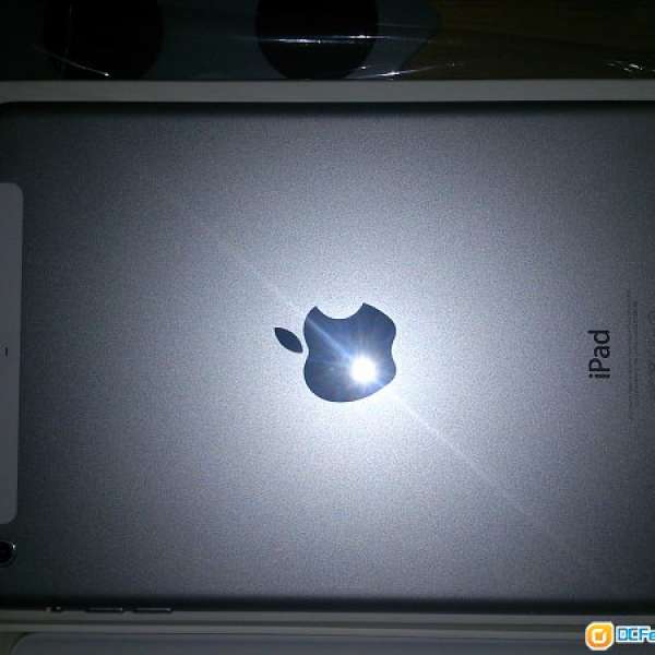Apple Ipadmini Retina 128gb Lte版 白色，99%新，全套配件，原廠香港行貨
