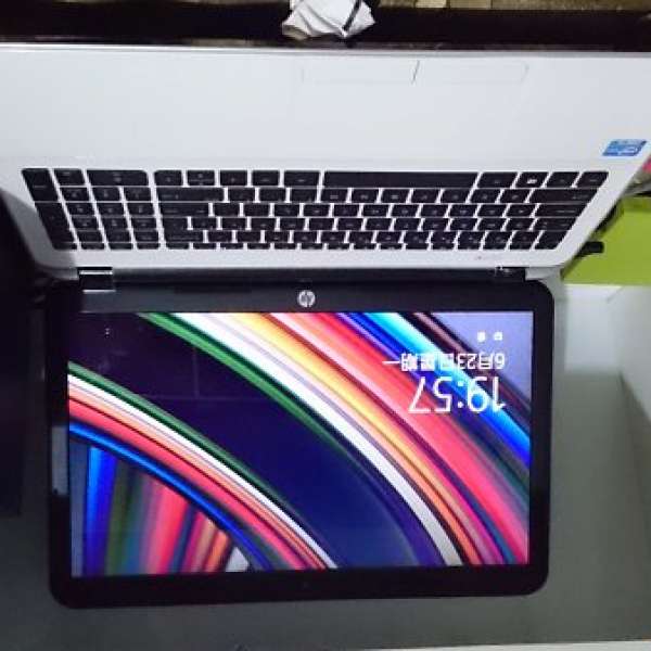 九成新 HP 15-d033TU NOTEBOOK 15.6吋 I3-3110M 4GB RAM 500GB HD