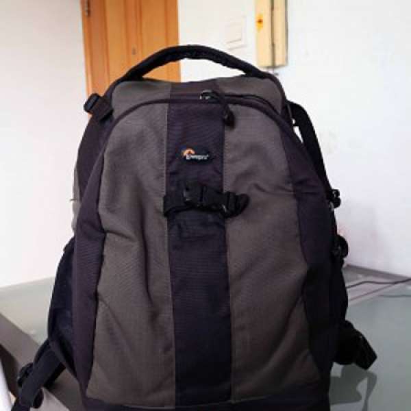 HKD 20 - Lowepro Flipside 400 AW