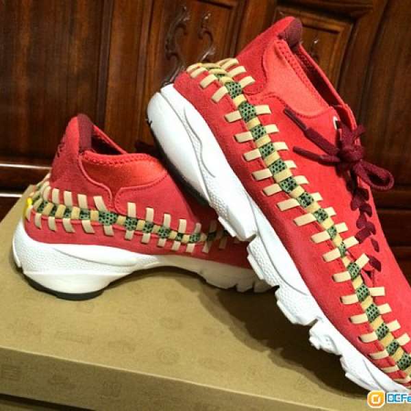 100% new Nike Footscape Woven US 10