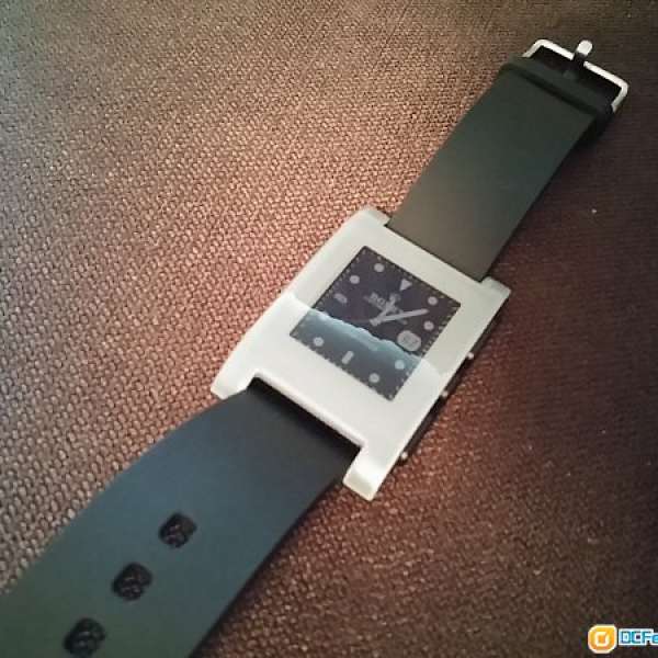 99% new pebble smartwatch 灰色水貨
