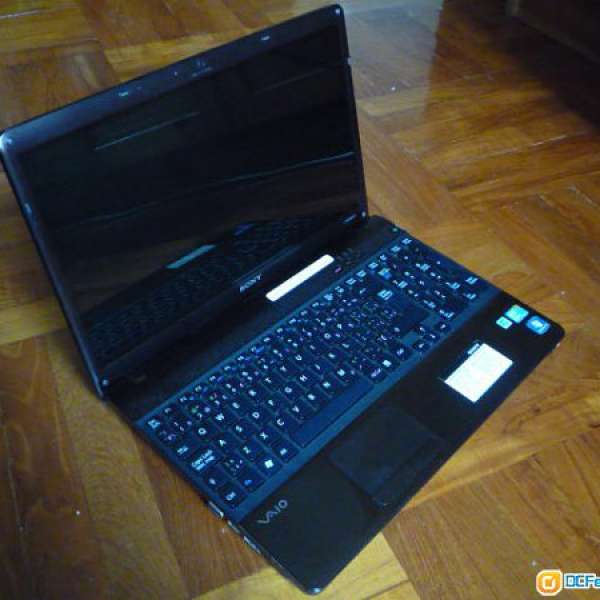 SONY VAIO VPCEB12FD 15.6 in. monitor Laptop