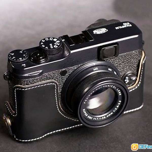 FUJIFILM X20 Camera case 可開底蓋入電池 (Black color)