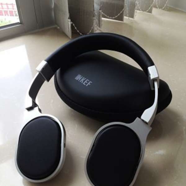 KEF M500 Headphone